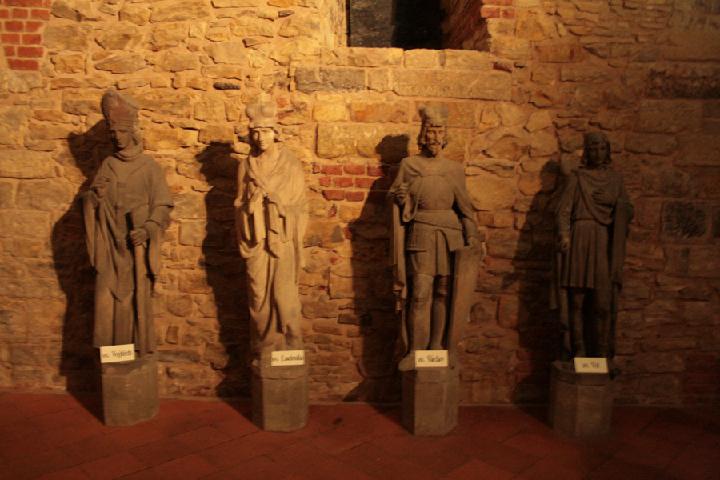 2014-04 hotel de ville - visite 016.JPG